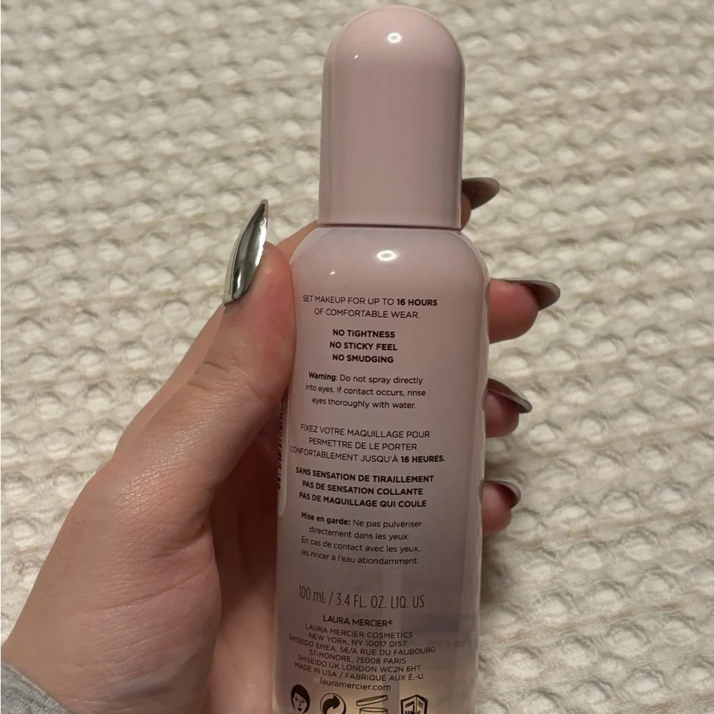NWOT Laura Mercier translucent pure setting spray 16hr